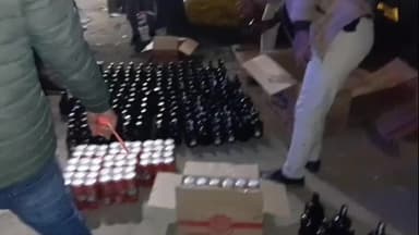 মাটিগাড়া: সব্জির বস্তার আড়ালে পাচার হচ্ছিল অবৈধ মদ, উদ্ধার ১০ কার্টুন অবৈধ মদ