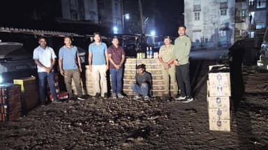 ધરમપુર: આસુરા ચાર રસ્તા પાસે આઇસર ટેમ્પોમાં લઈ જવાતા 15,82,560 રૂપિયાના દારૂ સાથે એકને ઝડપી પાડ્યો