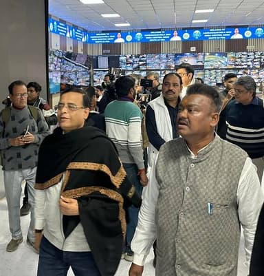 গঙ্গাসাগর মেলায় পরিদর্শন ও সাংবাদিক বৈঠকে রাজ্যের পরিবহন মন্ত্রী তথা জাঙ্গীপাড়া বিধানসভার বিধায়ক স্নেহাশীষ চক্রবর্তী ...