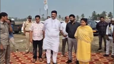 భీమవరం: సంక్రాంతి స్పెషల్, పట్టణంలో తొలిసారి ఆకాశయానం, పారామోటార్ స్కై రైడ్ ప్రారంభించిన డిప్యూటీ స్పీకర్, కలెక్టర్