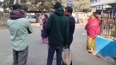 আরামবাগ: বাসের ধাক্কায় প্রৌঢ়ের মৃত্যু,মায়াপুর-খানাকুল পথ অবরোধে উত্তাল পান্ডুগ্রাম