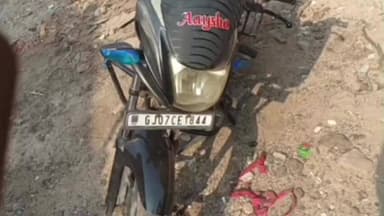 ગોધરા: દરૂણિયા રોડ પરથી ઝડપી પાડેલો બાઈક પર લઈ જવાતો શંકાસ્પદ માંસનો જથ્થો ગૌમાંસનો હોવાનું પુરવાર થતા પોલીસમથકે ફરિયાદ નોંધાઈ