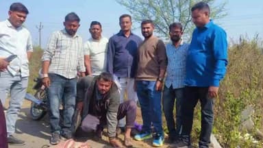 ગોધરા: ગૌરક્ષક સ્ક્વોડે લુણાવાડા રોડ પર આવેલ અમરદીપ હોટેલ પાસેથી બાઈક પર લઈ જવાતા શંકાસ્પદ માંસના જથ્થા સાથે ઇસમને ઝડપી પાડ્યો