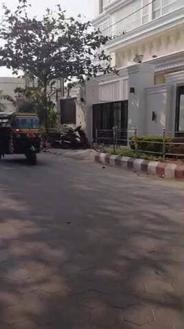 ପୁରୀ ମ୍ୟୁନିସିପାଲଟି: ବଡ଼ ହୋଟେଲର ମଇଳା ପାଣି ରାସ୍ତାରେ ଭାସୁଛି, ଅଭିଯୋଗ କଲେ ସ୍ଥାନୀୟ ଲୋକେ, ସୋସିଆଲ ମିଡିଆରେ ଭିଡ଼ିଓ ଭାଇରାଲ l