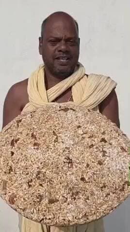 ପୁରୀ ମ୍ୟୁନିସିପାଲଟି: ପହିଲି ଭୋଗରେ ମହାପ୍ରଭୁ ଙ୍କ ପାଖରେ ଲାଗି ହୋଇଥିବା ବୃହତମ ମୁଁଆ, ପ୍ରତିକ୍ରିୟା ରଖିଲେ ଶ୍ରୀମନ୍ଦିର ଚୂନରା ସେବକ l