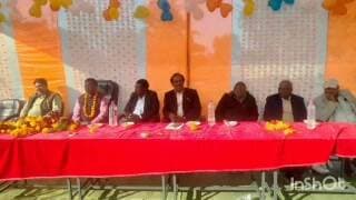 बहरी: लुर्घुटी विद्यालय के प्राचार्य हुए सेवानिवृत्त, छात्र हुए भावुक