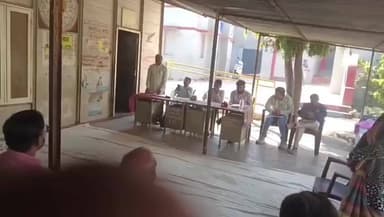 નાંદોદ: આમલેથા ગામે TDO ની અધ્યક્ષતામાં ગ્રામસભા યોજાઈ જેમાં આમલેથા થી કેવડિયા 6 લાઇન કુમસગામ બાયપાસ રસ્તો વિરોધ નોંધાયો.