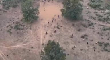 చింతూరు: పోలీసుల డ్రోన్ కదలికలను చూసి పరుగులెత్తిన కోడిపందెం రాయళ్ళు