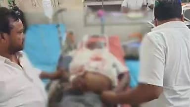 రాయదుర్గం: రోడ్డు ప్రమాదంలో తీవ్రంగా గాయపడిన కౌన్సిలర్ ఐనాపురం మంజునాథ, పరిస్థితి విషమం