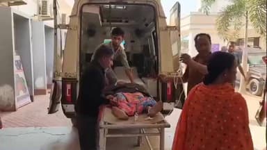 উদয়পুর: ফোটামাটি গ্রাম পঞ্চায়েত এলাকায় ১ গৃহবধূ নিজের গায়ে আগুন লাগিয়ে আত্মহত্যা করার চেষ্টা করে ঘটনাকে কেন্দ্র করে চাঞ্চল্য