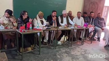 अनूपशहर: अनूपशहर में सांसद डॉ. भोला सिंह ने पार्टी कार्यकर्ताओं के साथ सामूहिक भोजन किया