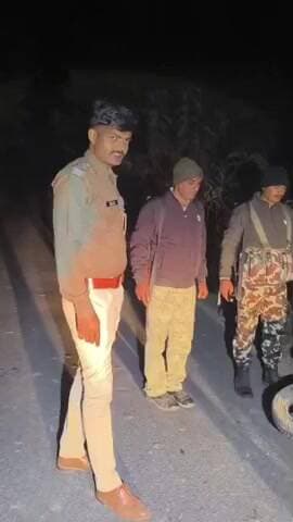 सिरदला: परनाडाबर पुलिस की सतर्कता से मिली बड़ी कामयाबी, रात के अंधेरे में 300 लीटर शराब एक मोटरसाइकिल से जब्त