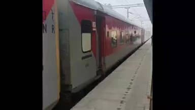 ਅਬੋਹਰ: ਅਬੋਹਰ ਵਿਖੇ ਵਿਅਕਤੀ ਨੇ ਖਿੱਚੀ ਟ੍ਰੇਨ ਦੀ ਚੇਨ, ਟਰੇਨ ਤਿੰਨ ਘੰਟੇ ਹੋਈ ਲੇਟ