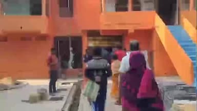 নাকাশিপাড়া: নাকাশিপাড়া পঞ্চায়েত প্রধানকে ঘেরাও করে বিক্ষোভ পরে ডেপুটেশন ঘটনাস্থলে পুলিশ