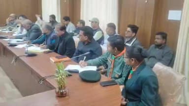 फलौदी: गणतंत्र दिवस समारोह की तैयारियों को लेकर जिला कलक्टर श्वेता चौहान ने कलेक्ट्रेट सभाकक्ष में समीक्षा बैठक की