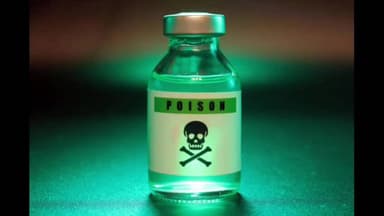 बानो: पाड़ो गांव के एक युवक ने खाया जहर, बानो से सदर अस्पताल सिमडेगा रेफर