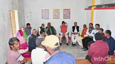 चुरहट: सीधी सांसद ने बरिगवा में ली बैठक, संगठन के सभी पदाधिकारी रहे मौजूद