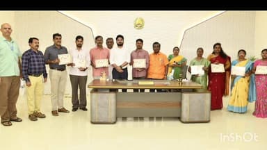 தேனி: குரள் வினாடி வினா,குரள் மாநாட்டில் பங்கேற்க தேர் வு செய்த அரசு பணியாள ர்கள் ஆசிரியர்களுக்கு கலெக்டர் சான்றிதழ், நூல் வழங்கி பாராட்டினார்