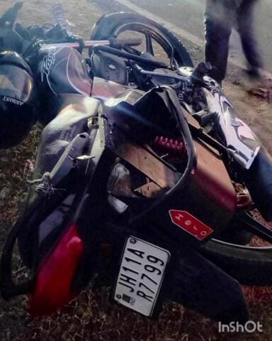 नावाडीह: नावाडीह के पास सड़क दुर्घटना में बाइक सवार घायल, अस्पताल में भर्ती