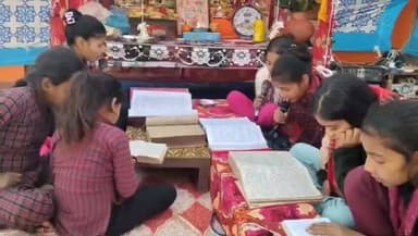 चंदौसी: बनिया खेड़ा गांव में सुख, समृद्धि और शांति के लिए 24 घंटे की तपस्या के तहत श्री रामचरितमानस पाठ का आयोजन हो रहा है