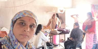 त्योंदा: ग्राम रसूलपुर के आंगनवाड़ी केंद्र क्रमांक 1 में 0 से 5 वर्ष के बच्चों का टीकाकरण किया गया