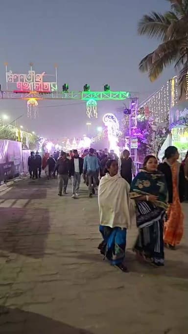 সন্ধে গড়াতেই কপিল মুনির আশ্রম ও সাগর সঙ্গমের রাস্তায় মানুষের উন্মাদনা #GangasagarMela2026 #Gangasagar