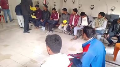 रघुनाथपुर: सिवान जिला नियोजनालय द्वारा बीएसडीसी आंदर प्रखंड परिसर में विशेष नियोजन शिविर का आयोजन