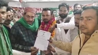 चरखारी: AIMIM के बुंदेलखंड अध्यक्ष हाजी सादिक अली पहुंचे चरखारी, एडवोकेट मोहम्मद इरफान को सौंपी गई जिला अध्यक्ष की जिम्मेदारी