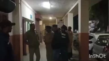 ददाहू: सरकार ने किया सभी को नोटिस जारी सिविल अस्पताल के गेट के पास लगाए गए दुकान को हटा दिया जाएगा ददाहू रिपोर्टर राजेंद्र सिंह