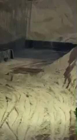 रायसिंहनगर: रायसिंहनगर में अंडर ब्रिज निर्माण के दौरान मिट्टी में दबने से श्रमिक घायल हुआ