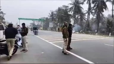 सिंघेश्वर: सिंघेश्वर थाना क्षेत्र में नारियल फॉर्म के पास सघन वाहन जांच, बिना हेलमेट वालों का चालान कटा