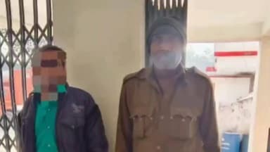 बाराचट्टी: बाराचट्टी थाने की पुलिस ने हत्या के प्रयास के मामले में फरार एक आरोपी को किया गिरफ्तार