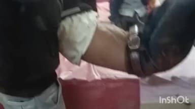 लुण्ड्रा: छिंदकालों मेन रोड के पास बाइक सवार युवक अनियंत्रित होकर गिरने से घायल, जिला अस्पताल में 112 की टीम ने कराया भर्ती