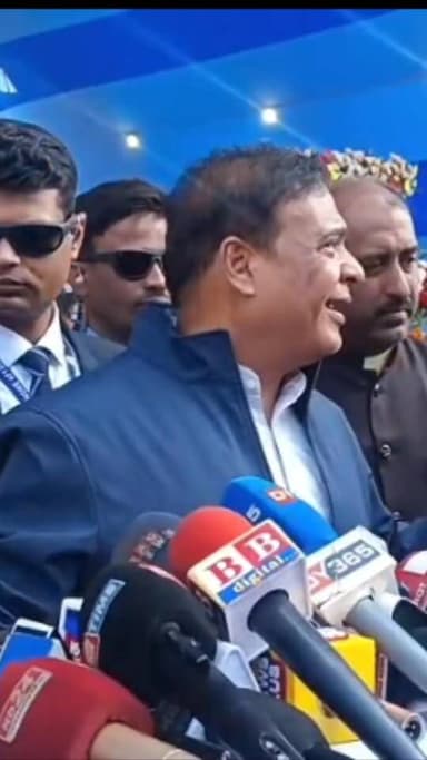 কংগ্রেস টিউবলাইট হয়ে জ্বলছে - মুখ্যমন্ত্রী হিমন্ত বিশ্ব শর্মা।