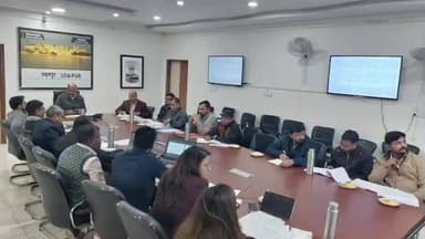 बड़गांव: कलेक्ट्रेट स्थित सभागार में जिला जल एवं स्वच्छता समिति की बैठक का आयोजन किया गया