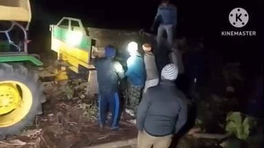 ରାସଗୋବିନ୍ଦପୁର: ପଣ୍ଡାଛେଞ୍ଚା ଠାରେ ଚଢାଉକରି ଚୋରା ଚାଲାଣ ପାଇଁ ରଖାଯାଇଥିବା ମୂଲ୍ୟବାନ ଶାଳ ଓ ଶାଗୁଆନ କାଠଗଣ୍ଡି ଜବତକଲା ବନବିଭାଗ