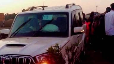 ତେଲକୋଇ: ଡିଭାଇଡର କୁ ଧକ୍କା ଦେଇ ସ୍କର୍ପିଓ ଦୁର୍ଘଟଣା ଗ୍ରସ୍ତ । ୨୦ ନମ୍ବର ଜାତୀୟ ରାଜପଥ ର ସାନବରବେଡା ନିକଟରେ ଘଟିଛି ଦୁର୍ଘଟ