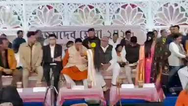 ইলামবাজার: জয়দেব মেলা ২০২৬ এর প্রদীপ প্রজ্জ্বলনের মধ্য দিয়ে শুভ উদ্বোধন করেন WBSRDA চেয়ারম্যান অনুব্রত মণ্ডল