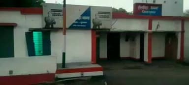 सरैयाहाट: सरैयाहाट/हंसडीहा थाना क्षेत्र के लकडाटांड पुल के पास अज्ञात वाहन की टक्कर से बाइक सवार दो लोग घायल