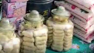 मटिहानी: मटीहानी के बाजारों में मकर संक्रांति पर्व को लेकर रौनक देखी जा रही है