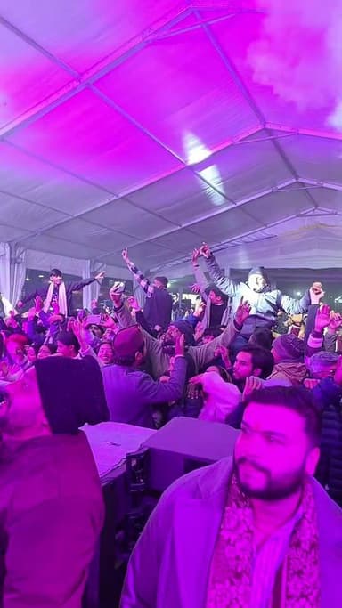 Live: पांडवाज की धांसू प्रस्तुति ने जमाया रूद्रनाथ महोत्सव में रंग, झूमे लोग,,