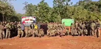 ମାଲକାନଗିରି: ମାଲକାନଗିରି ସୀମାନ୍ତ ନାରାୟଣପୁର ଜଙ୍ଗଲରୁ ବିପୁଳ ପରିମାଣର ମାଓ ସାମଗ୍ରୀ ଜବତ