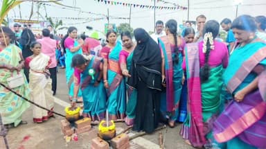 திருப்போரூர்: படூர் பகுதியில் சமத்துவ பொங்கல் விழா நடைபெற்றது