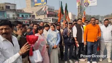 कोढ़ा: कोढ़ा: भागलपुर से पुर्णिया जाते समय MLA कविता देवी के नेतृत्व में गेड़ाबाड़ी में बीजेपी प्रदेश अध्यक्ष का भव्य स्वागत