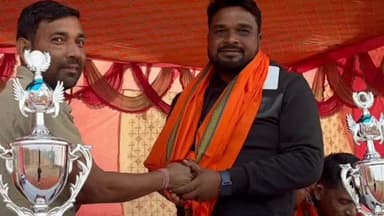 पोटका: भेलाईडीह में क्रिकेट टूर्नामेंट का समापन, भाजपा नेता गणेश सरदार ने खिलाड़ियों का हौसला बढ़ाया