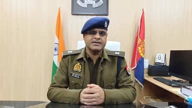 #लखीमपुरखीरी
दबंग और उसकी गर्लफ्रेंड से परेशान होकर युवक ने खाया जहर।आनन फानन में युवक को अस्पताल ले जाया गया
इसके बाद ...