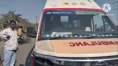दमोह: सड़क हादसे में घायल व्यक्ति को एम्बुलेंस चालक ने नहीं बैठाया, वीडियो हुआ वायरल