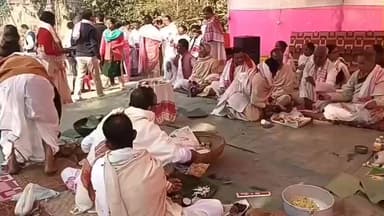 শিৱসাগৰ: মেটেকা মাজ গাঁৱ ,দিখৌ নদী থানা ঘাট আদিত ভোগালী বিহু উদযাপন পৰম্পৰাগত ৰীতি-নীতিৰে