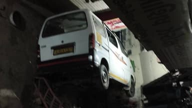 સતલાસણા: સતલાસણામાં ઈકો ગાડી પલટીને ભોયરામાં ખાબકી