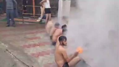 करसोग: करसोग के तत्तापानी में मकर संक्रांति के अवसर पर मंत्रोच्चारण, तुलादान और पुण्य स्नान, हजारों श्रद्धालु ले रहे भाग